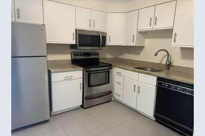 1321 Worcester Road #405, Framingham, MA 01701 - Photo 4