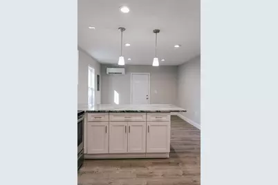 361 Shrewsbury St, Worcester, MA 01604 - Photo 6