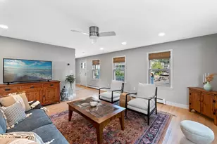 15 Meadow Ln, Marblehead, MA 01945 - Photo 4