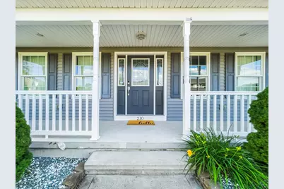 210 Naismith St, Springfield, MA 01104 - Photo 38