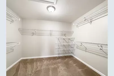 210 Naismith St, Springfield, MA 01104 - Photo 26