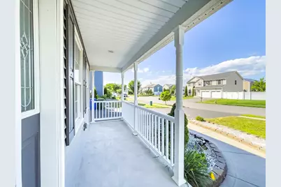 210 Naismith St, Springfield, MA 01104 - Photo 34