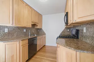 87 Floral St, Newton, MA 02461 - Photo 6