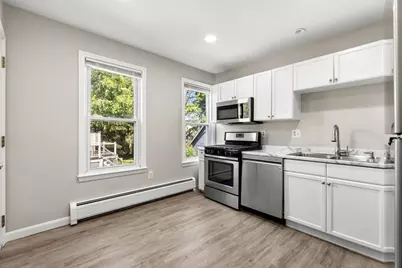 21 Carleton Ave, Haverhill, MA 01835 - Photo 8