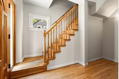 21 Carleton Ave, Haverhill, MA 01835 - Photo 2
