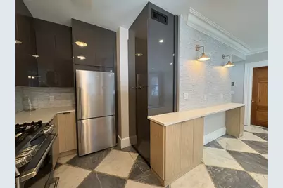 15 Lanark Rd #2, Brookline, MA 02445 - Photo 2