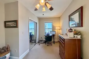 512 E 3rd St, Boston, MA 02127 - Photo 20