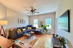 512 E 3rd St, Boston, MA 02127 - Photo 18