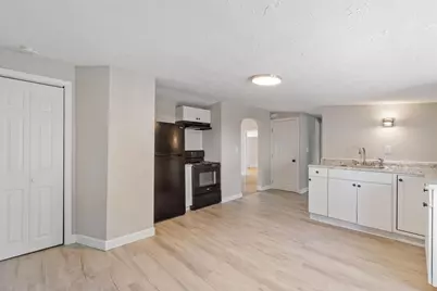 176 Washington St, Dedham, MA 02026 - Photo 2