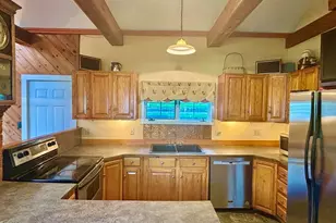19 S Maple St, Shelburne, MA 01370 - Photo 8