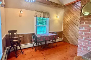 19 S Maple St, Shelburne, MA 01370 - Photo 10