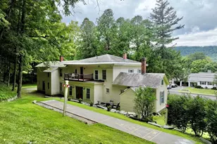 19 S Maple St, Shelburne, MA 01370 - Photo 4