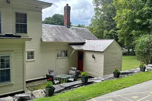 19 S Maple St, Shelburne, MA 01370 - Photo 6