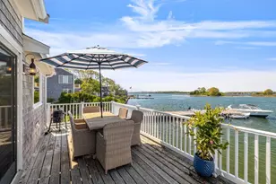8 Bonneau Ct, Dartmouth, MA 02748 - Photo 4