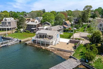 8 Bonneau Court, Dartmouth, MA 02748 - Photo 1