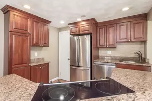 32 Hamilton Rd, Wakefield, MA 01880 - Photo 10