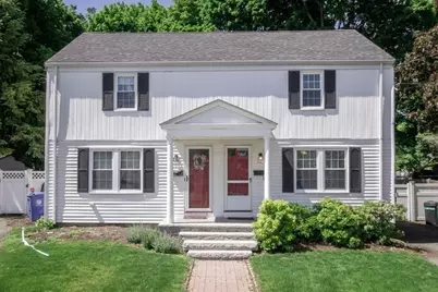 32 Hamilton Rd #32, Wakefield, MA 01880 - Photo 1