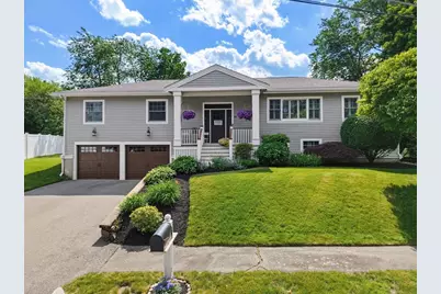 16 Mansion Rd, Wakefield, MA 01880 - Photo 2