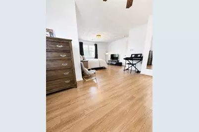 22 Abbott Rd, Waltham, MA 02452 - Photo 10