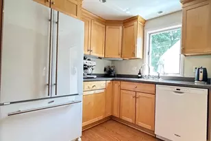 22 Abbott Rd, Waltham, MA 02452 - Photo 12