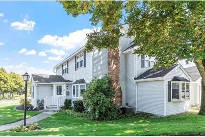 22 Abbott Rd, Waltham, MA 02452 - Photo 2
