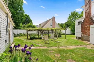 104 Great Rd, Maynard, MA 01754 - Photo 8