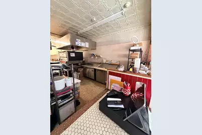 65 Loomis St, Bedford, MA 01730 - Photo 4