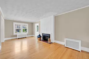 124 Westmoreland Ave, Longmeadow, MA 01106 - Photo 2