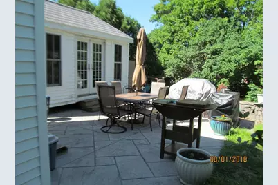 11 Travis Drive #8, Newton, MA 02467 - Photo 2