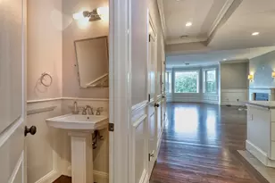127 Bay State Rd, Boston, MA 02215 - Photo 16