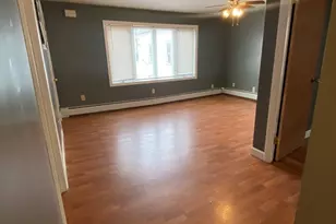 71 Branch St, Fall River, MA 02721 - Photo 4