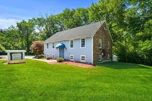 125 Ipswich Rd, Topsfield, MA 01983 - Photo 1
