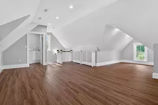 33 Linden St, Wellesley, MA 02482 - Photo 18