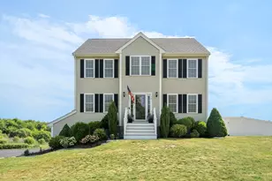 73 Franklin St, Halifax, MA 02338 - Photo 2