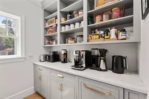 45 Longmeadow Rd, Wellesley, MA 02482 - Photo 6