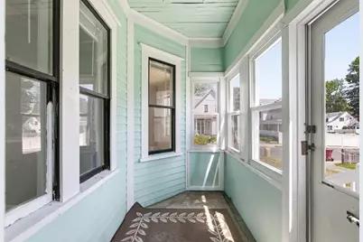79 Warwick St, Lowell, MA 01851 - Photo 32