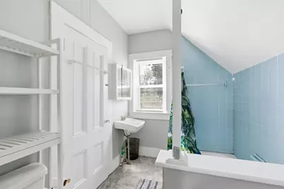 79 Warwick St, Lowell, MA 01851 - Photo 24
