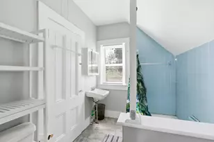 79 Warwick St, Lowell, MA 01851 - Photo 24