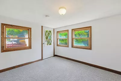 5 Packard Street, Palmer, MA 01069 - Photo 8