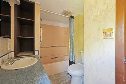 5 Packard Street, Palmer, MA 01069 - Photo 18