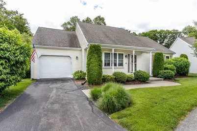 93 Brewster #93, Stoughton, MA 02072 - Photo 2
