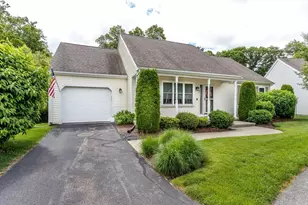 93 Brewster, Stoughton, MA 02072 - Photo 2