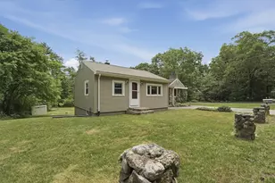 61 Flagg Swamp Rd, Freetown, MA 02717 - Photo 4