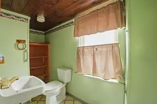 61 Flagg Swamp Rd, Freetown, MA 02717 - Photo 38