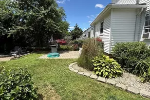 153 Edgewood Ave, Longmeadow, MA 01106 - Photo 20