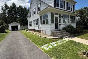 153 Edgewood Ave, Longmeadow, MA 01106 - Photo 16