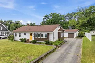 40 Pine St, Hudson, MA 01749 - Photo 1