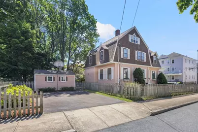 956 Maple St, Fall River, MA 02720 - Photo 2