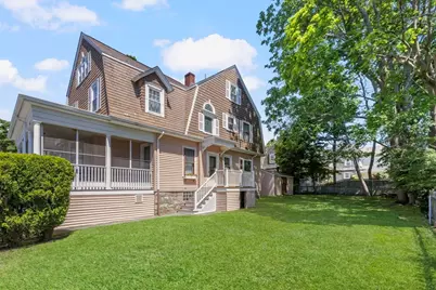 956 Maple St, Fall River, MA 02720 - Photo 12
