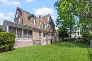 956 Maple St, Fall River, MA 02720 - Photo 12